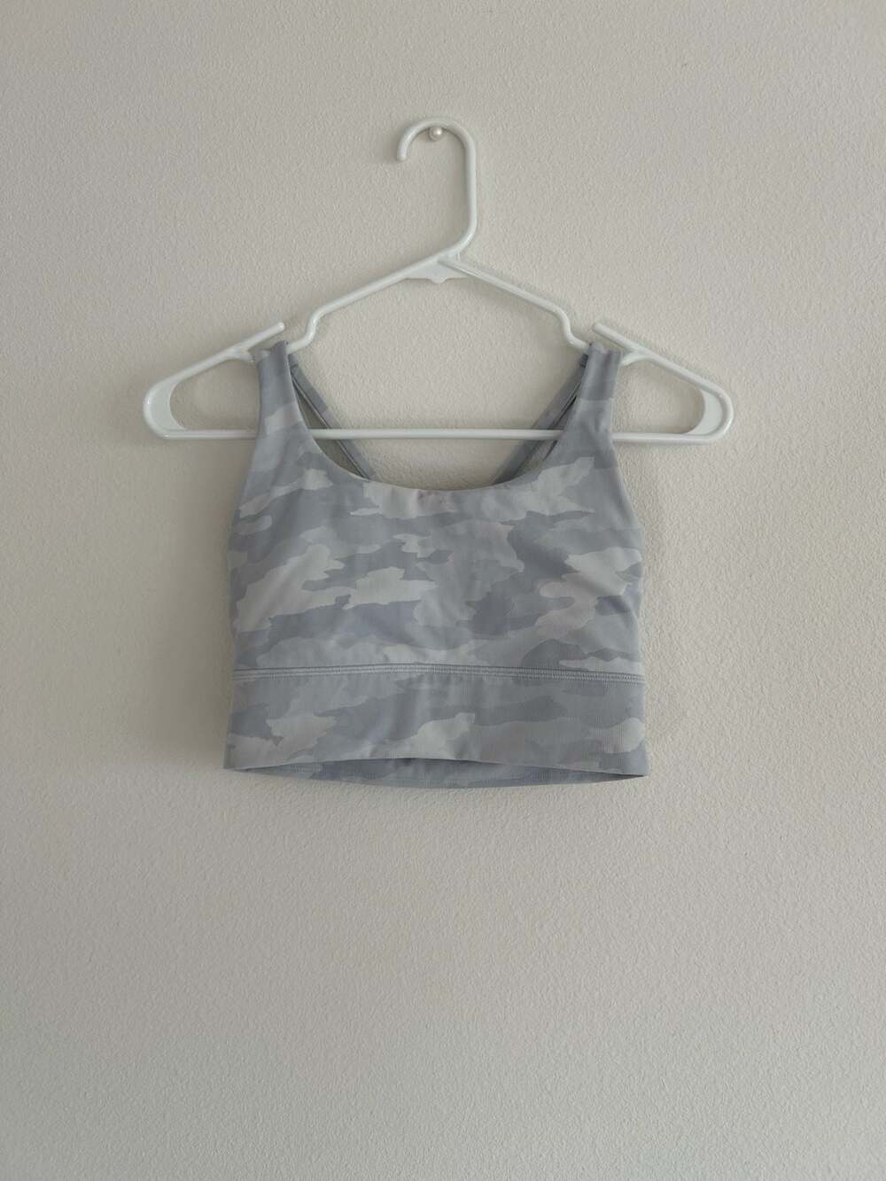 Lululemon Free to Be Serene Bra